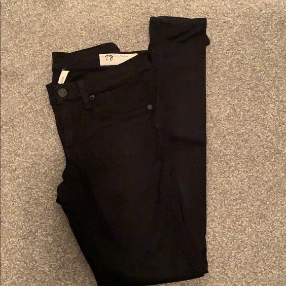 Rag and Bone Legging Jean - Picture 4 of 5